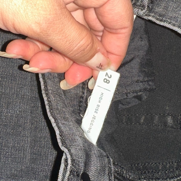 Black Distressed Women's Jeans - Picture 6 of 9